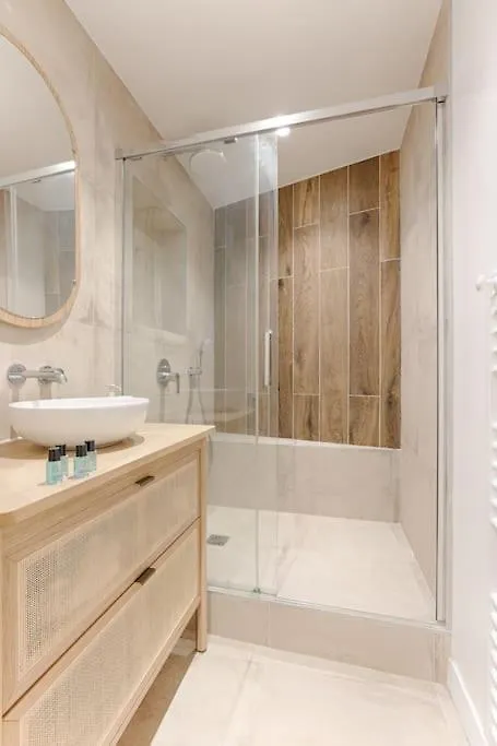 Mykeypers - Chic & Cozy Flat 4P - Republique Apartment Paris