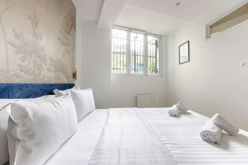 Mykeypers - Chic & Cozy Flat 4P - Republique Apartment Paris 0*,