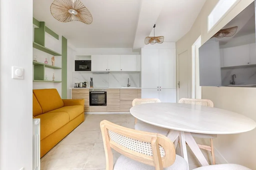 Mykeypers - Chic & Cozy Flat 4P - Republique Apartment Paris