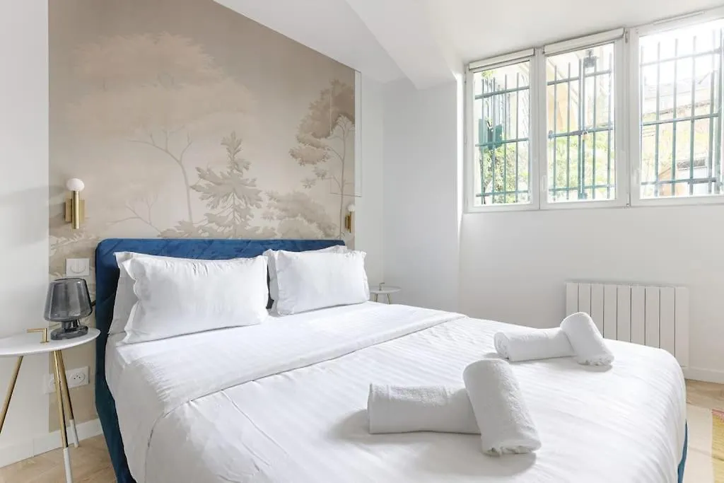 Mykeypers - Chic & Cozy Flat 4P - Republique Apartment Paris 0*,