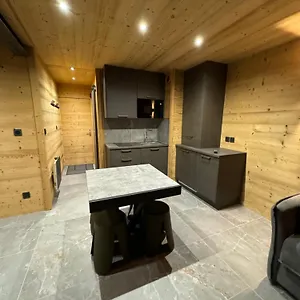 residence-les-vans.hotels-rhonealpes.com/